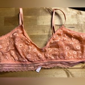 Victorias Secret peach/coral bralette XL
